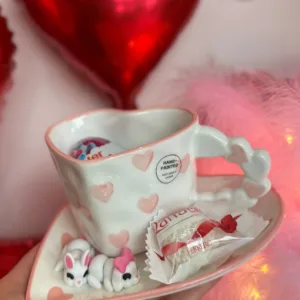 💗 Чашка-серце з блюдцем та солодким сюрпризом